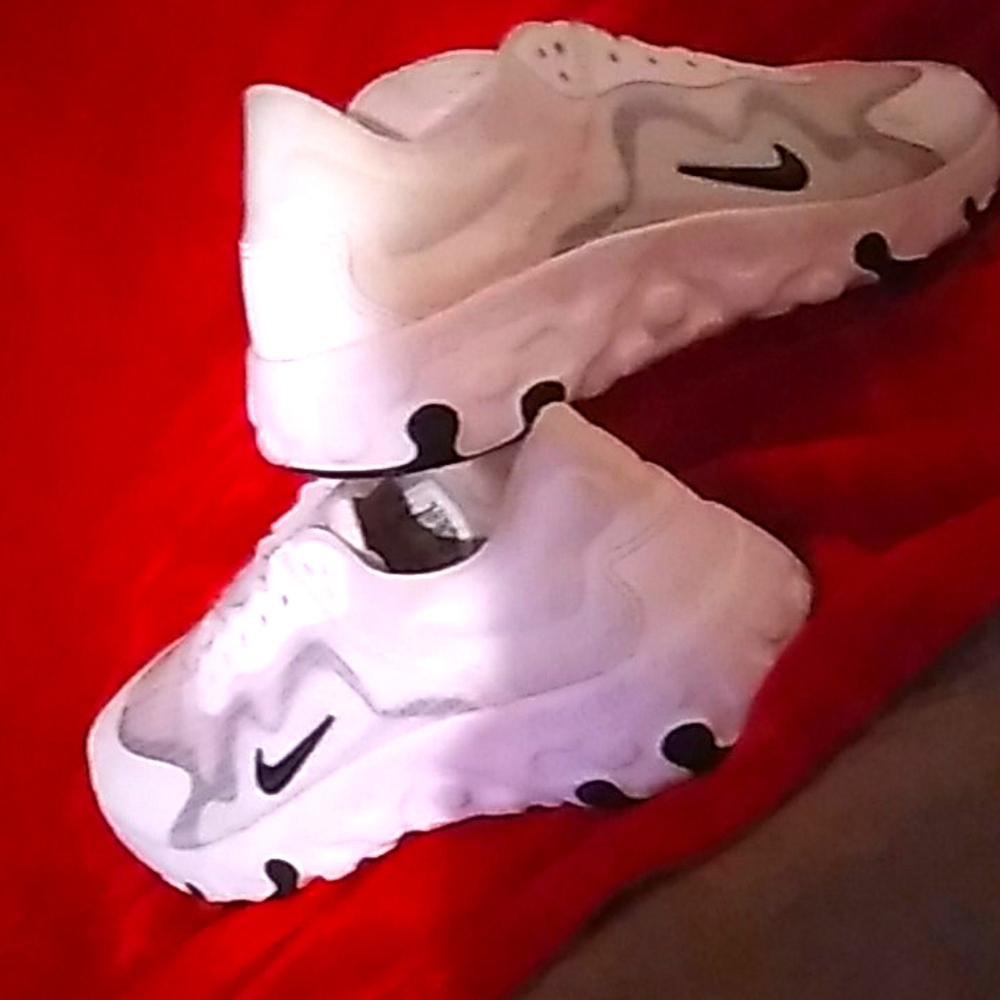 Nike renew